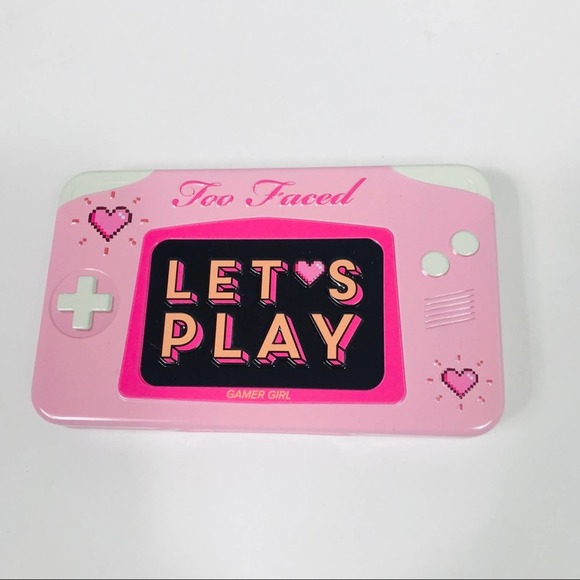 Too Faced Let’s Play Mini Eyeshadow Palette - Picture 2 of 5